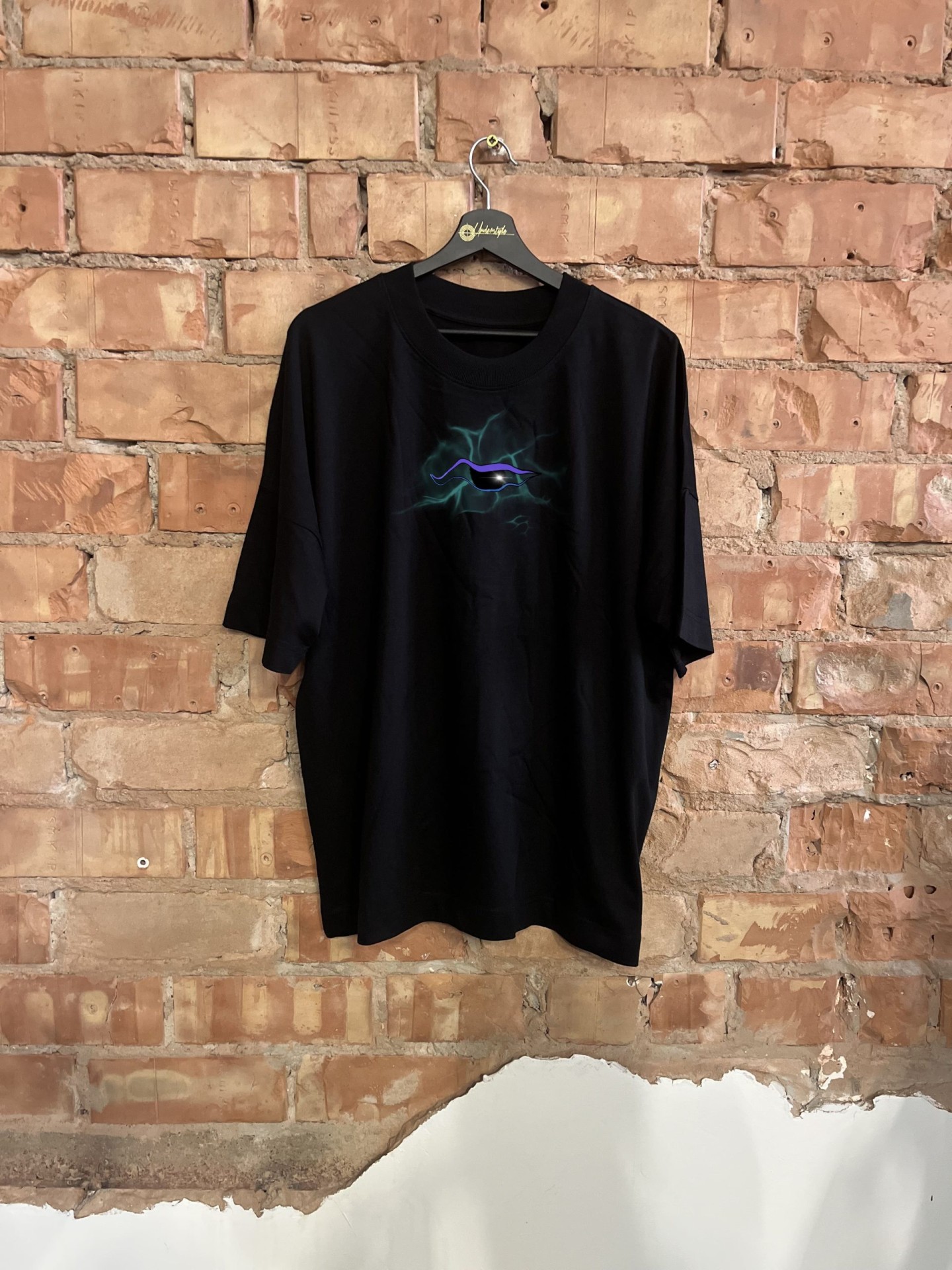 Oversized marškinėliai su spauda „Mirkt“ 3 oversized marškinėliai su spauda „mirkt“ - image 3