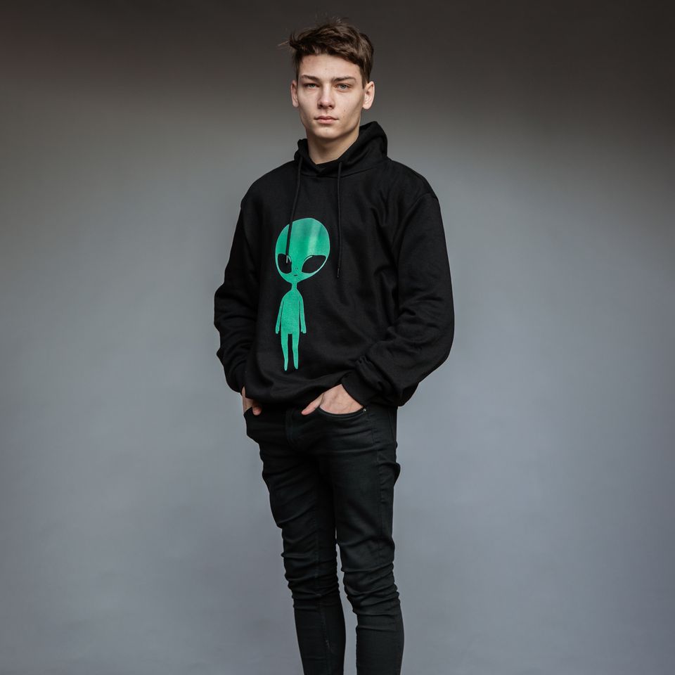 Džemperis su kapišonu, kelių spalvų “Alien Invasion” 2 džemperis su kapišonu, kelių spalvų “alien invasion” - image 2