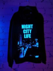 Džemperis su kapišonu "Night City Life" - Image 2