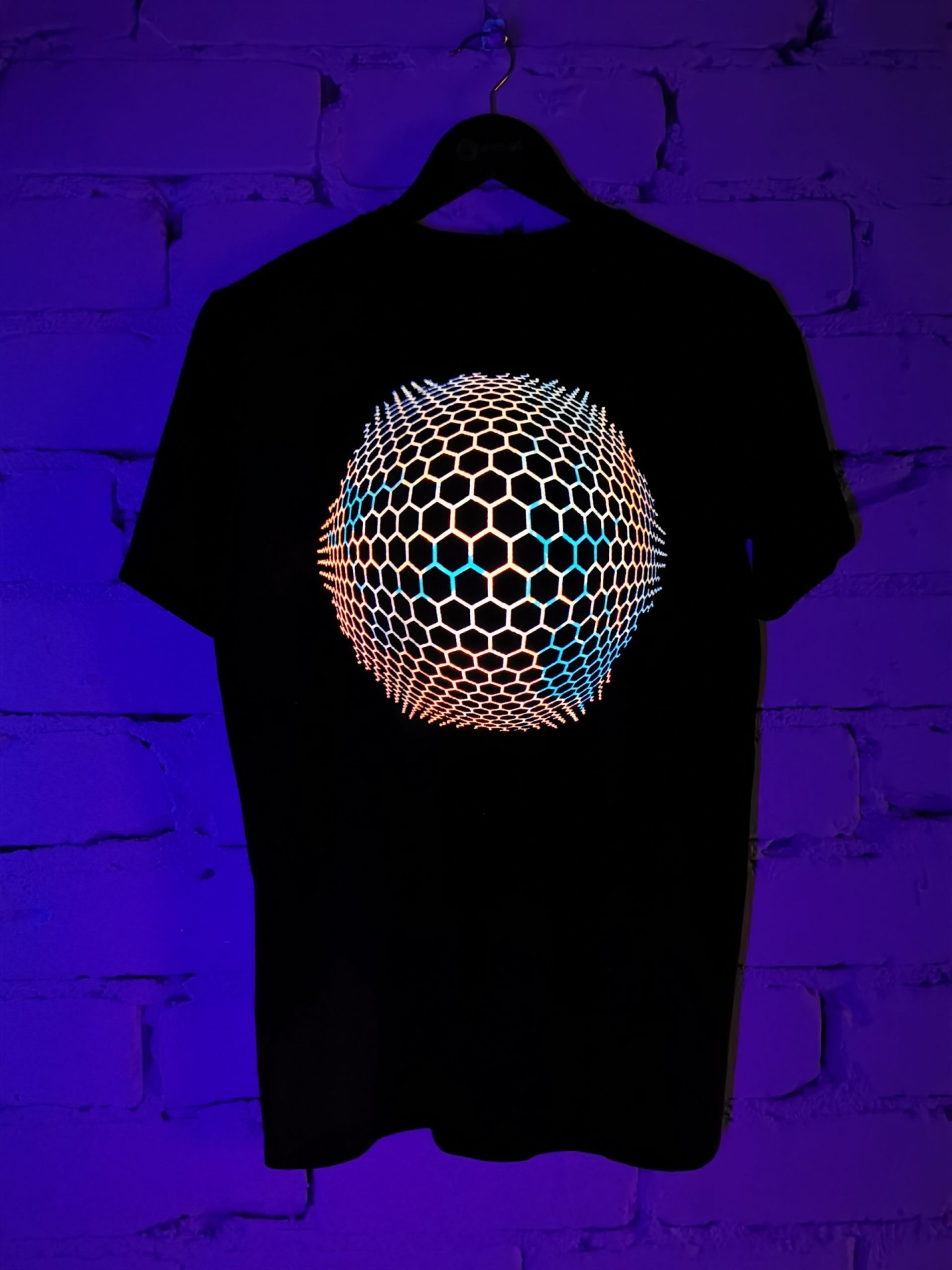 Organinės medvilnės marškinėliai su šilkografijos spauda „GeometricArt“ 2 organinės medvilnės marškinėliai su šilkografijos spauda „geometricart“ - image 2